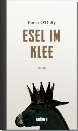 Esel im Klee