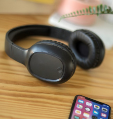 Bluetooth-Kopfhörer schwarz