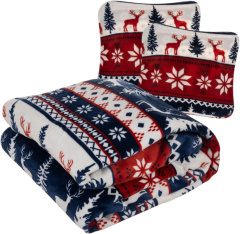 Winterliche Kuscheldecke mit Rentiermotiv + 2 Kissenbezüge